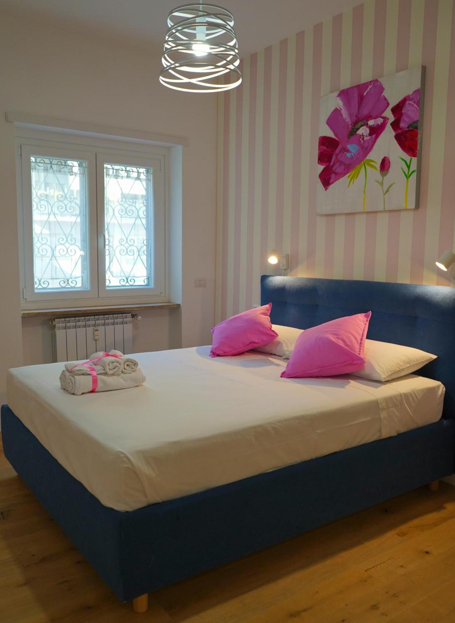 Santo Apartment In Trastevere Rom Eksteriør billede